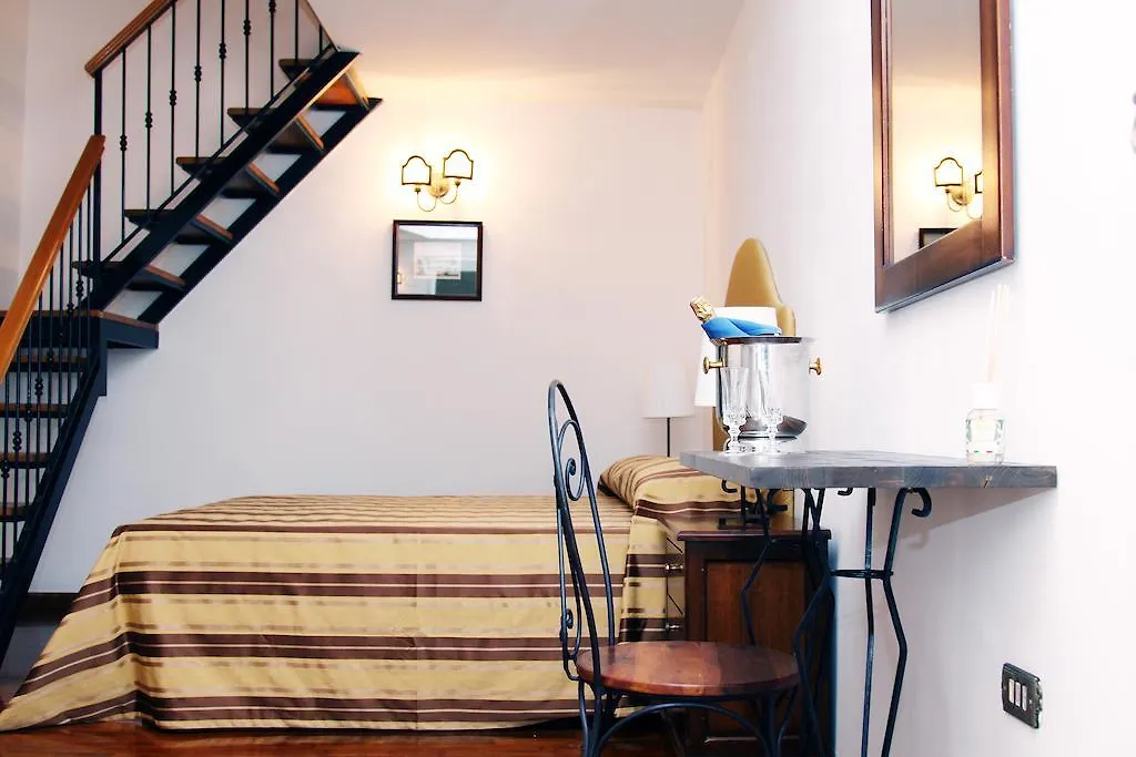 Palazzo Magnocavallo B&B Naples Bed & Breakfast