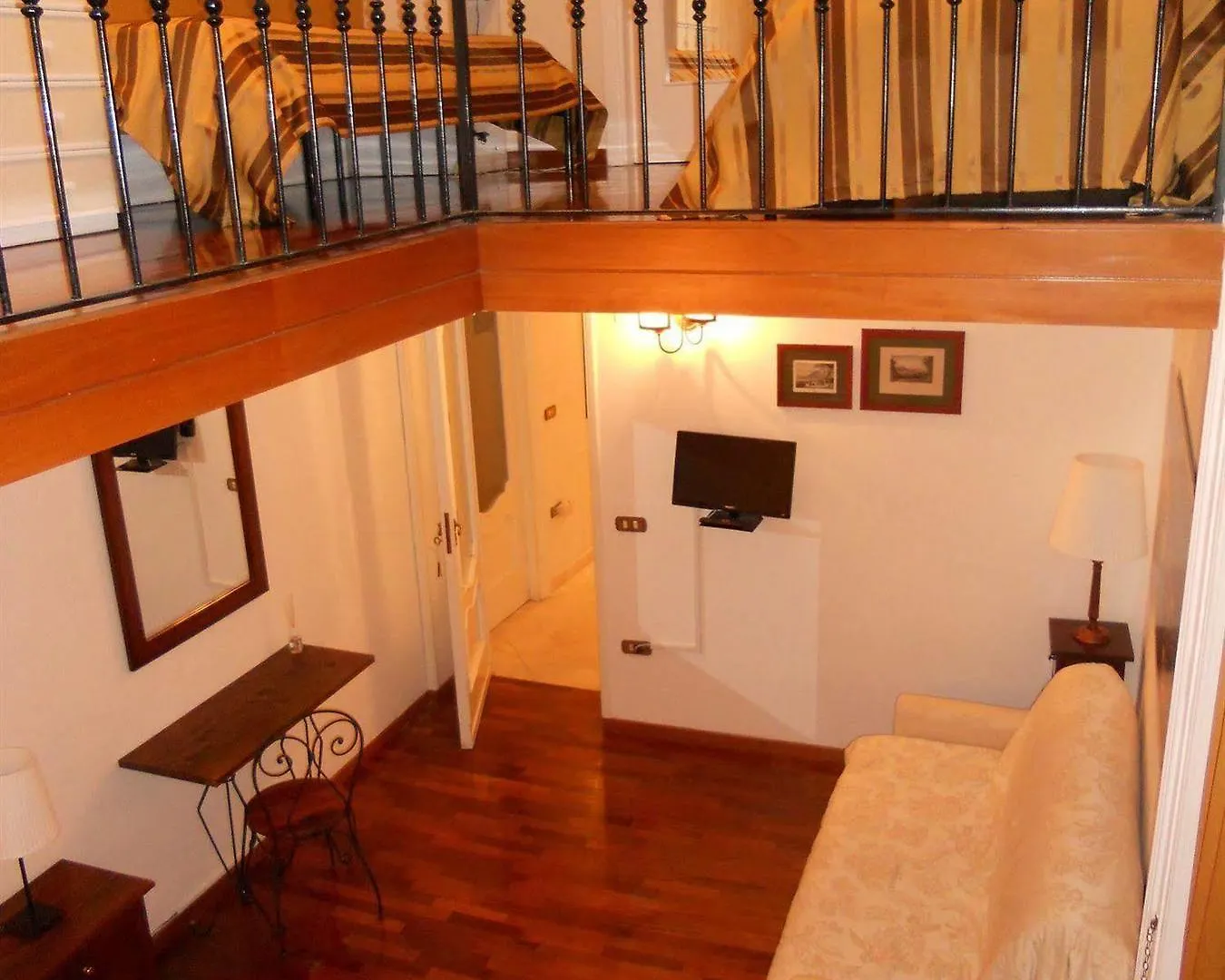 Palazzo Magnocavallo B&B Naples Bed & Breakfast