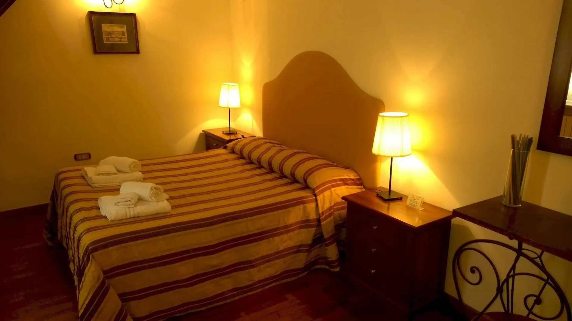*** Bed & Breakfast Palazzo Magnocavallo B&B Naples Italy