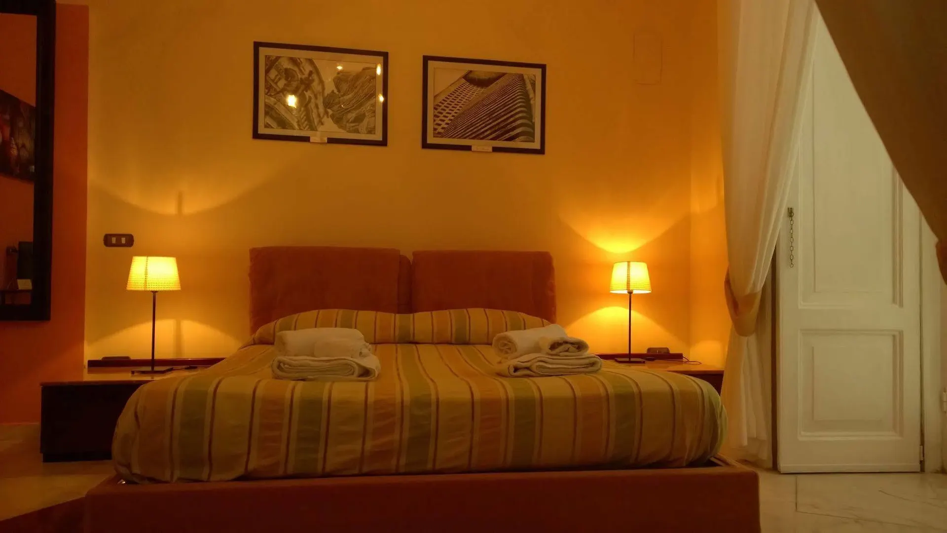 Palazzo Magnocavallo B&B Naples Bed & Breakfast
