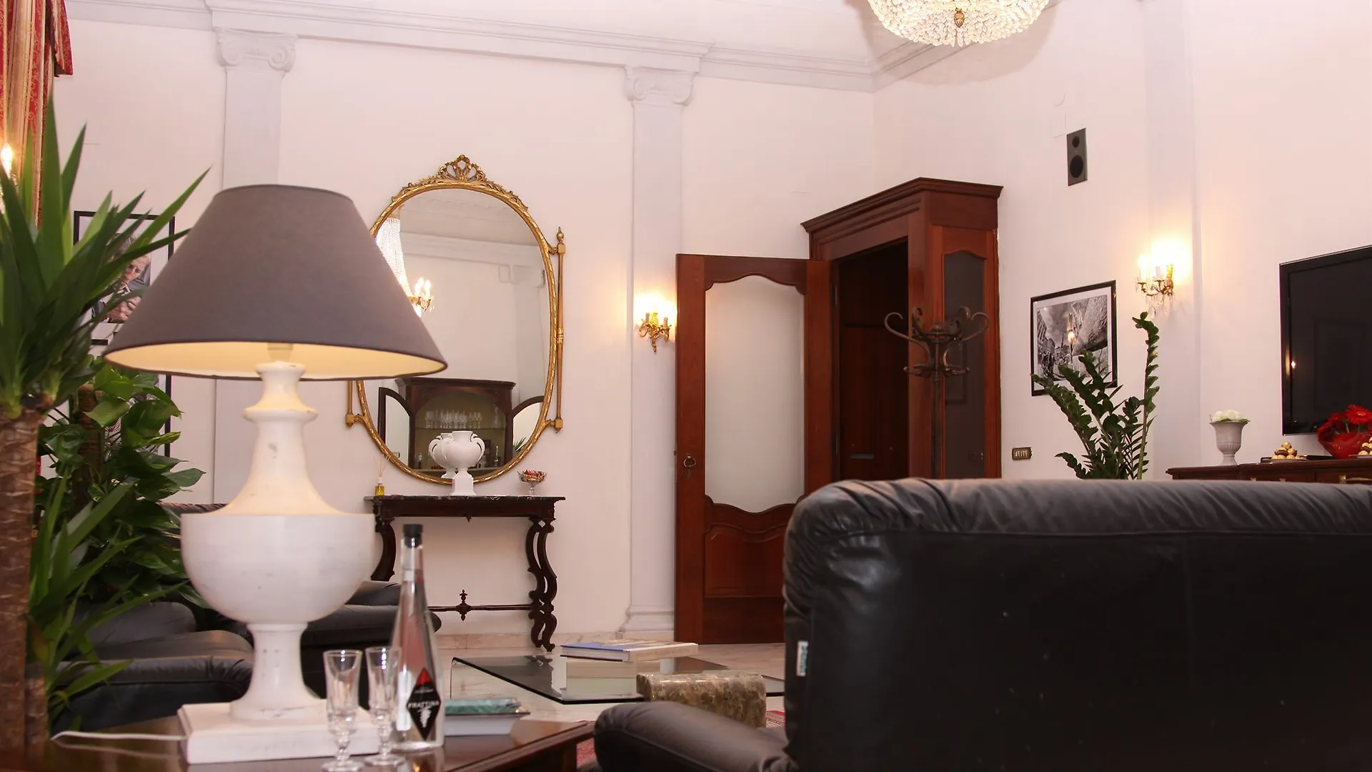 *** Bed & Breakfast Palazzo Magnocavallo B&B Naples Italy